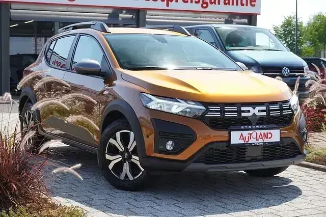 Gebraucht Dacia Sandero Extreme 110 PS (80 kW) 2023 Orange SUV
