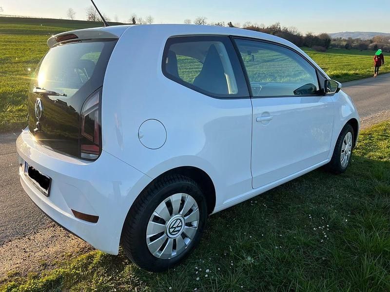 Gebraucht VW up! move up! 60 PS (44 kW) 2019 Weiß Kleinwagen