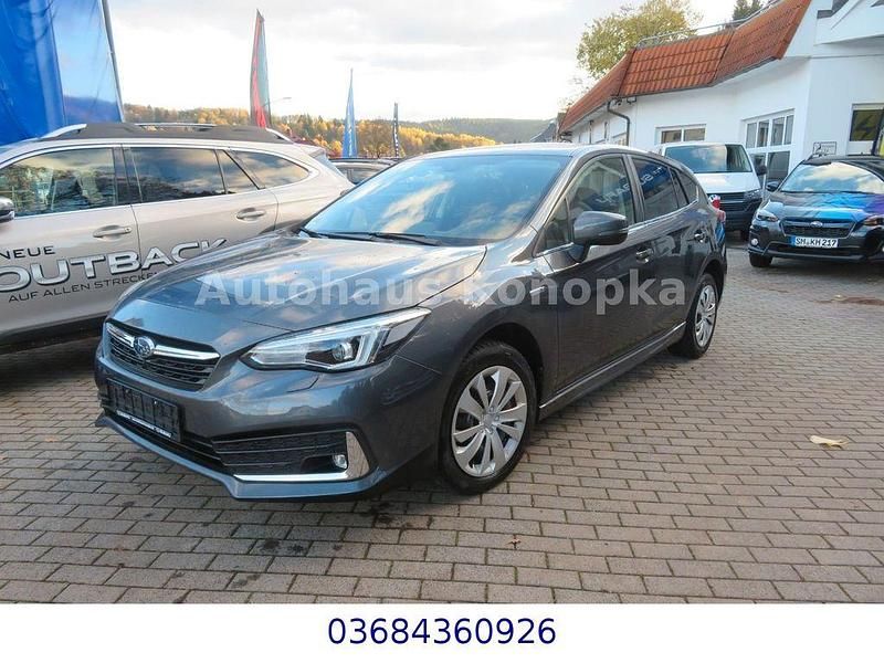 Grau Gebraucht 2020 Subaru Impreza Platinum Limousine | 23.799 € - Bild 1/4