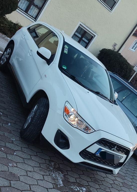 Schwarz Gebraucht 2015 Mitsubishi ASX Classic Collection SUV | 8.500 € (Fairer Preis) - Bild 1/4