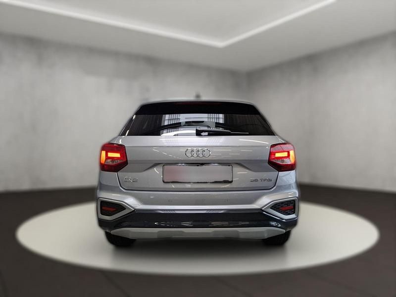 Metallic Gebraucht 2024 Audi Q2 Advanced Plus SUV | 31.480 € (Etwas zu teuer) - Bild 1/1