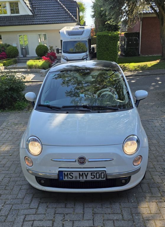 Weiß Gebraucht 2007 Fiat 500 Lounge Kleinwagen | 2.900 € (Fairer Preis) - Bild 1/4