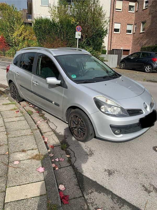 Silber Gebraucht 2008 Renault Clio GrandTour Kombi | 1.490 € (Guter Preis) - Bild 1/4