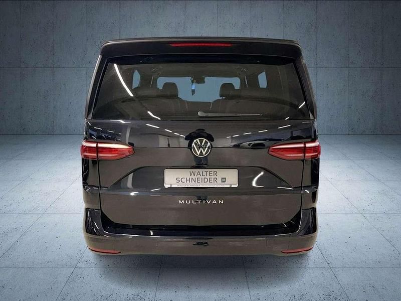 Używany VW T7 150 KM (110 kW) 2025 Czarny Van