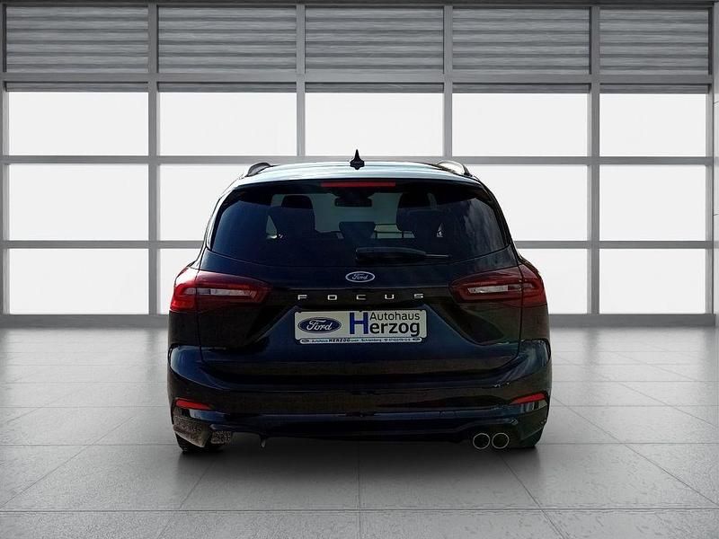 Gebraucht Ford Focus ST-Line X 155 PS (114 kW) 2024 Agate black metallic Kombi