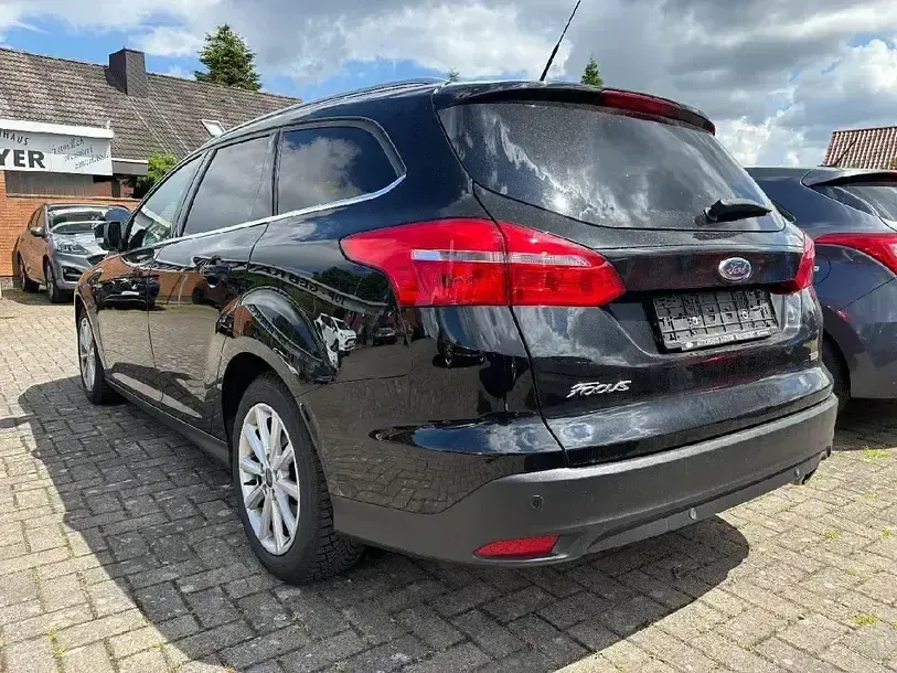 Gebraucht Ford Focus Titanium 150 PS (110 kW) 2016 Iridiumschwarz metallic Kombi
