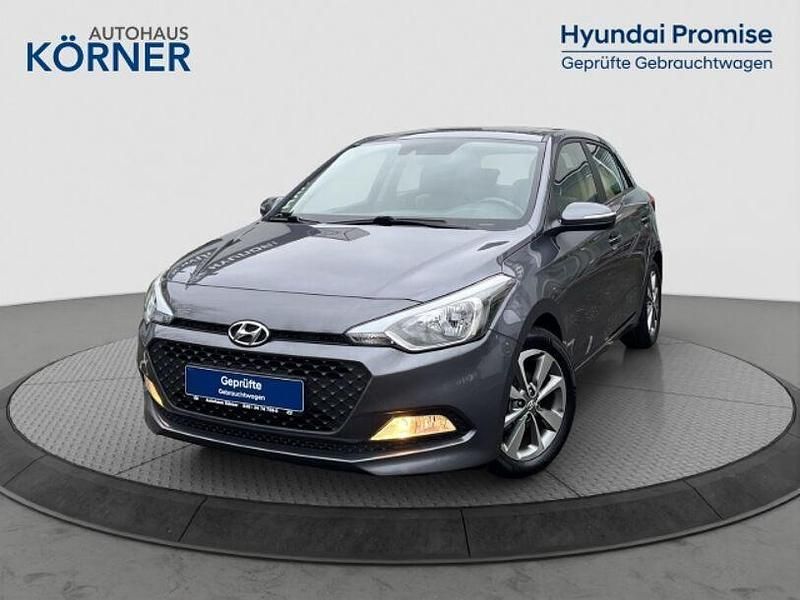 Gebraucht Hyundai i20 YES! 84 PS (61 kW) 2015 Grau Kleinwagen