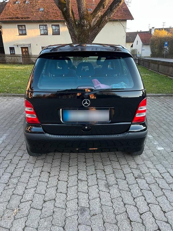 Gebraucht Mercedes A140 86 PS (63 kW) 2004 Schwarz Limousine