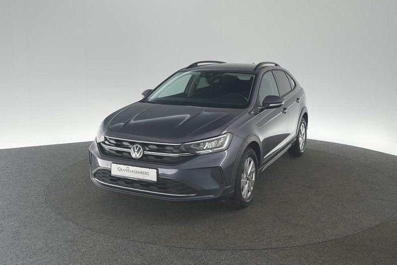 Grau Gebraucht 2024 VW Taigo Life SUV | 31.530 € - Bild 1/4