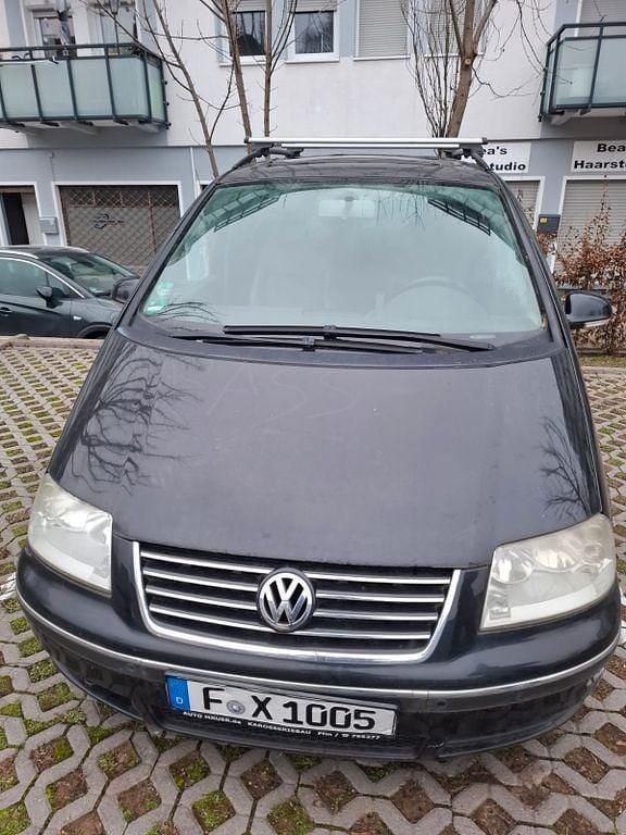 Gebraucht VW Sharan Trendline 131 PS (96 kW) 2004 Schwarz Van / Kleinbus
