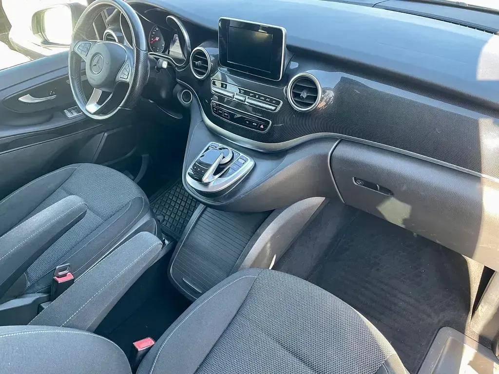 Gebraucht Mercedes V250 190 PS (139 kW) 2016 Obsidianschwarz Van / Kleinbus
