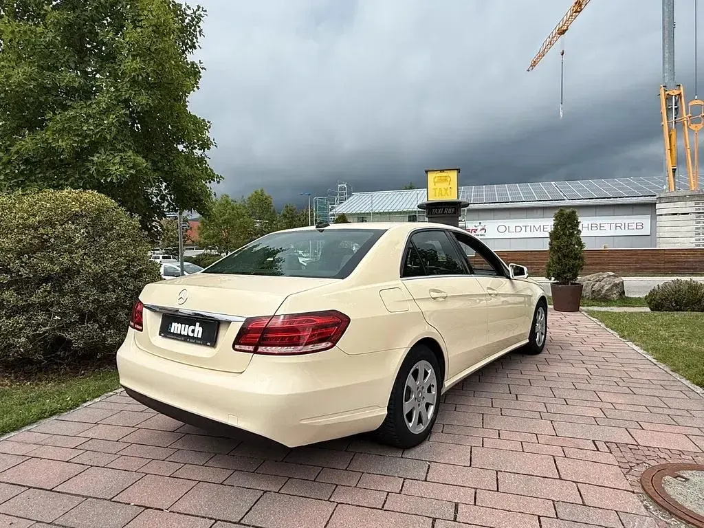 Gebraucht Mercedes E200 136 PS (100 kW) 2013 Limousine