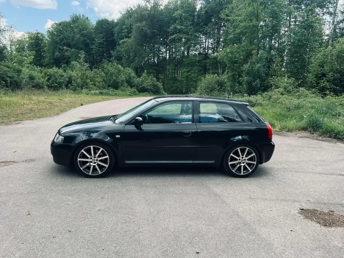 Gebraucht Audi S3 209 PS (153 kW) 2000 Schwarz Kleinwagen
