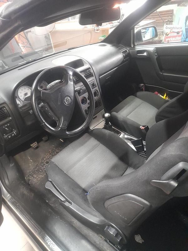 Gebraucht Opel Astra Cabriolet 125 PS (91 kW) 2003 Silber Cabrio