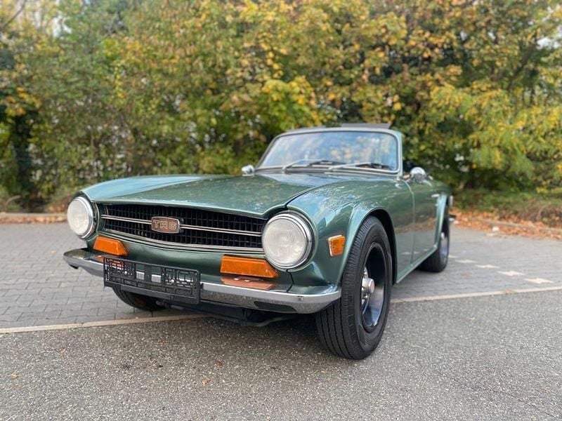 Schwarz Gebraucht 1974 Triumph TR6 Cabrio | 13.500 € - Bild 1/4