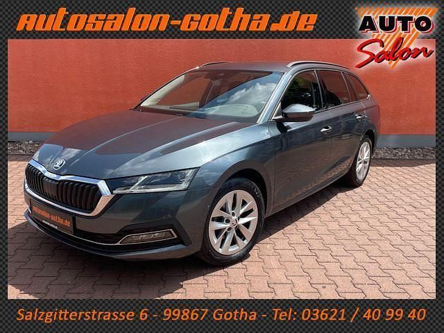 Quarzgrau metallic (quarzgrau Gebraucht 2021 Skoda Octavia Style Kombi | 22.890 € (Fairer Preis) - Bild 1/4