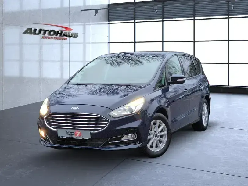 Gebraucht Ford S-MAX Titanium 190 PS (139 kW) 2022 Balzerblau Van / Kleinbus