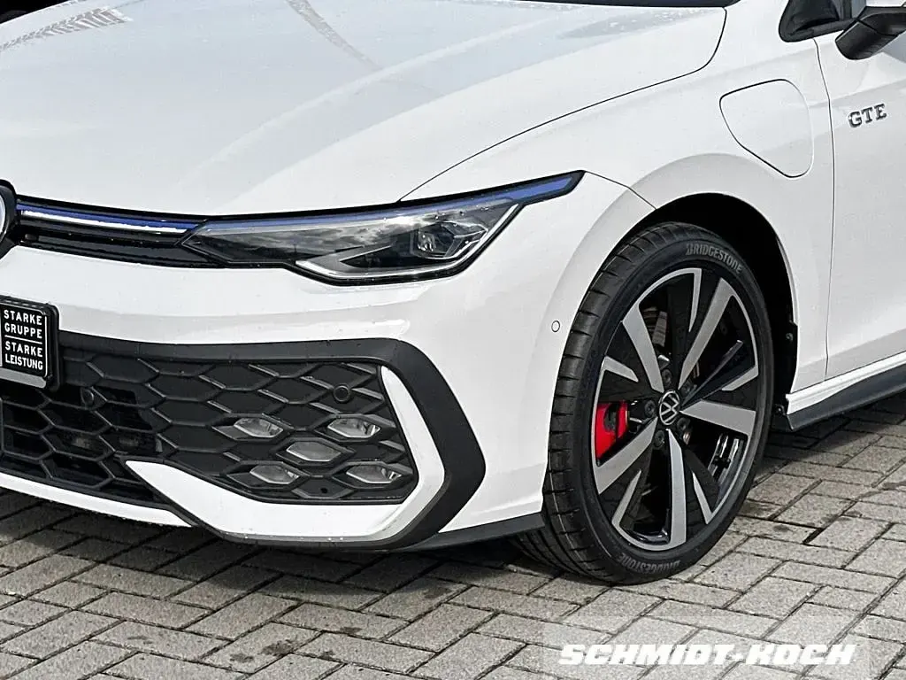 Gebraucht VW Golf VIII GTE 272 PS (200 kW) 2024 Pure white (weiß) Limousine
