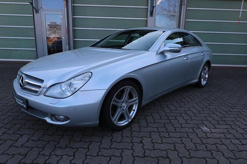 Gebraucht Mercedes CLS320 224 PS (164 kW) 2008 Silber Limousine