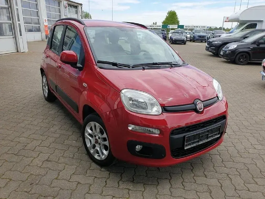 Gebraucht Fiat Panda Lounge 69 PS (50 kW) 2014 Rot Kleinwagen