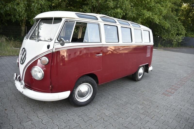 Rot Gebraucht 1966 VW T1 Van | 55.000 € - Bild 1/4