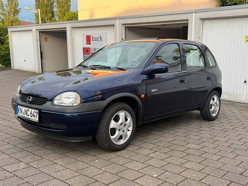 Blau Gebraucht 1999 Opel Corsa Edition Limousine | 3.190 € (Teuer) - Bild 1/4