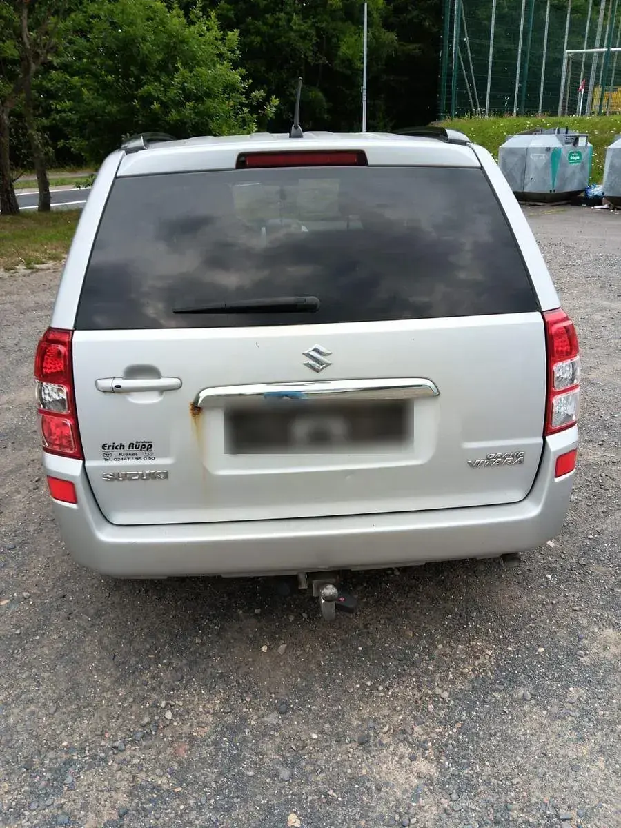 Gebraucht Suzuki Grand Vitara 129 PS (94 kW) 2011 Silber SUV