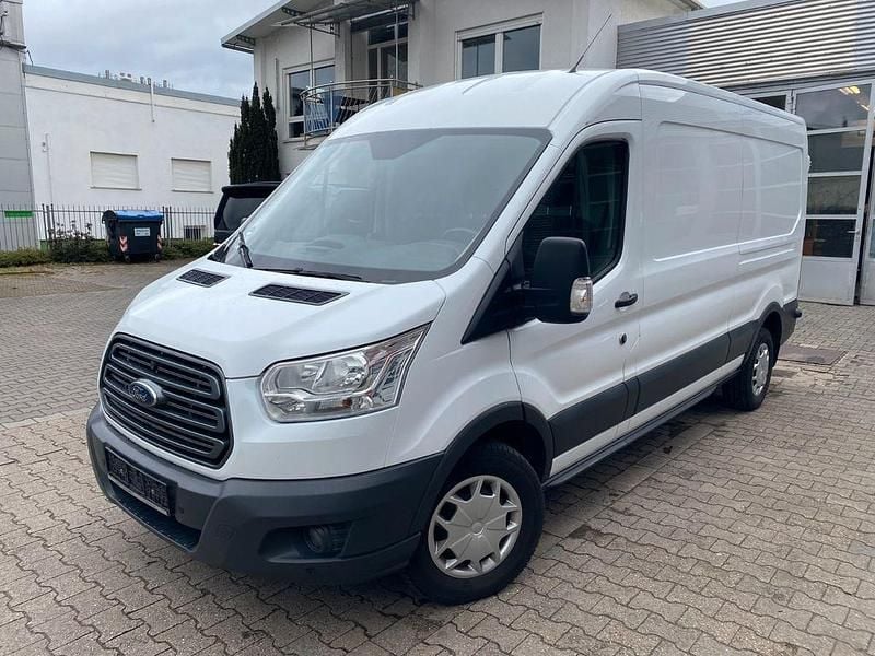 Gebraucht Ford Transit Trend 131 PS (96 kW) 2019 Frozen white Van / Kleinbus