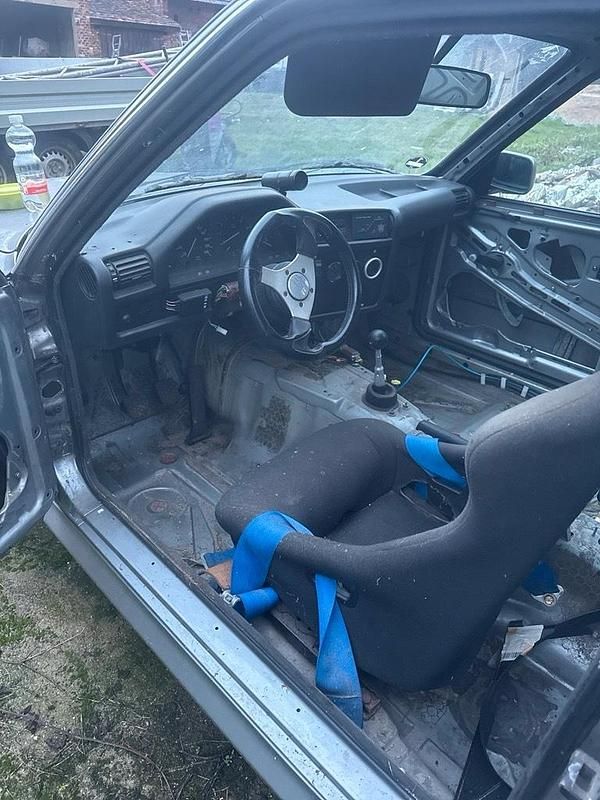 Gebraucht BMW 325 171 PS (125 kW) 1988 Coupé