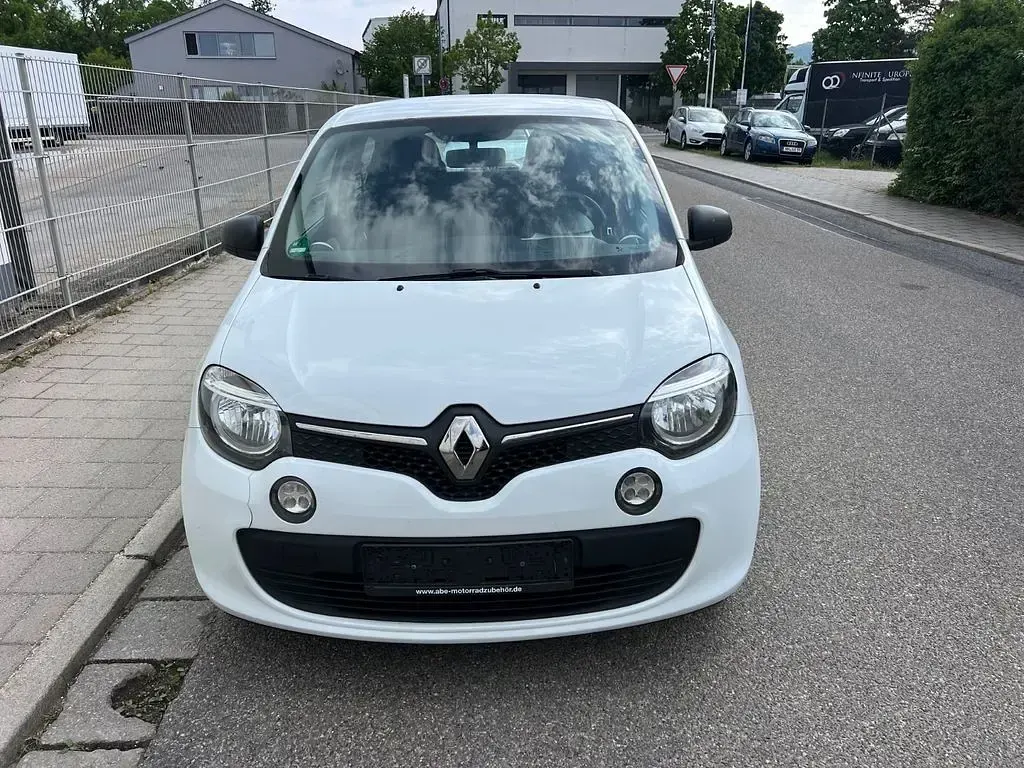 Używany Renault Twingo Expression 71 KM (52 kW) 2015 Biały Hatchback