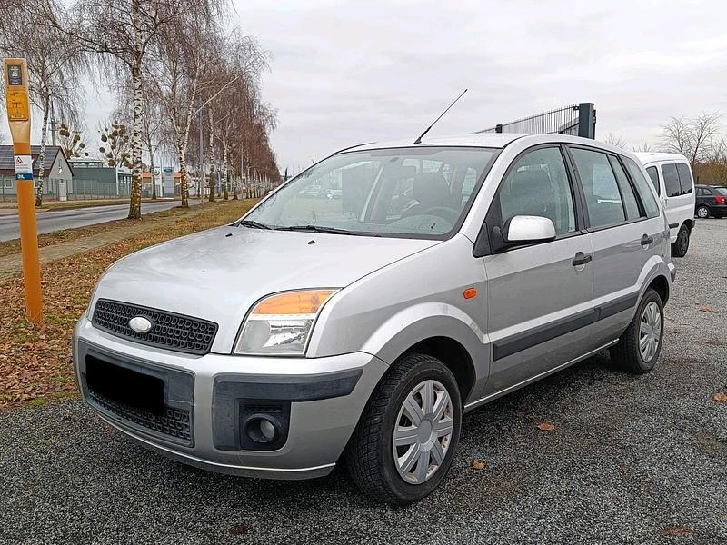 Gebraucht Ford Fusion 80 PS (58 kW) 2006 Silber Kleinwagen