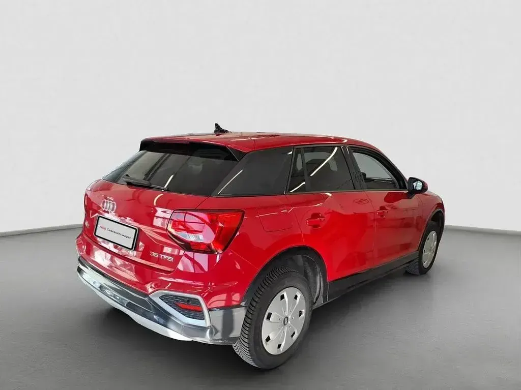 Gebraucht Audi Q2 Advanced Plus 150 PS (110 kW) 2025 Progressivrot metallic SUV