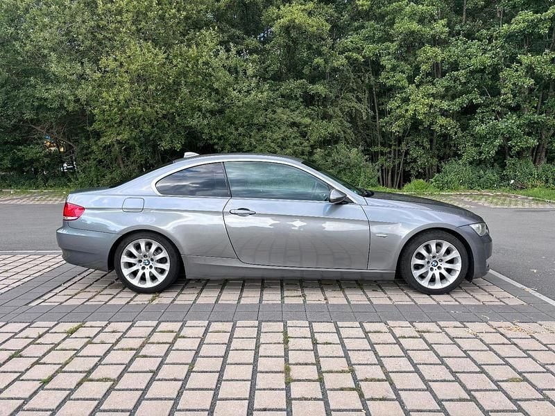 Second-hand BMW 325 218 CP (160 kW) 2006 Gri Coupe