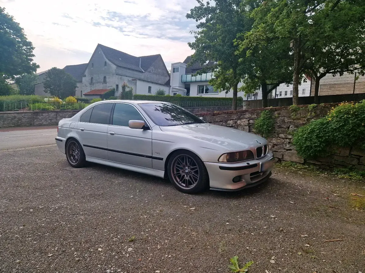 Gebraucht BMW 540 286 PS (210 kW) 2001 Silber Limousine