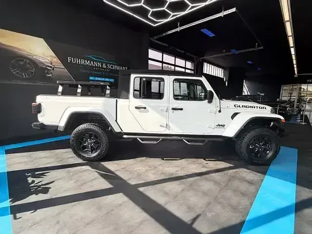 Usata Jeep Gladiator Sport 284 CV (208 kW) 2019 Bianco Pick-up