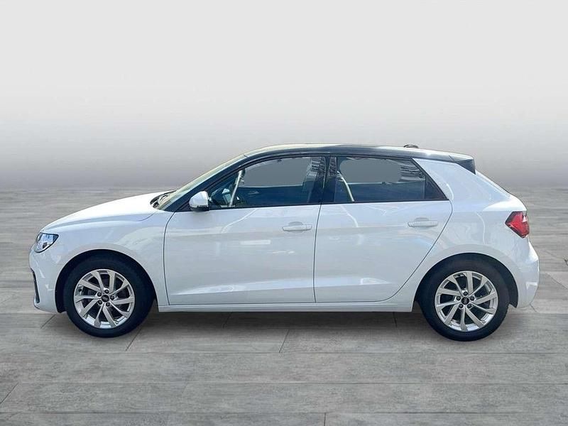Gebraucht Audi A1 Advanced 95 PS (69 kW) 2022 Gletscherweiß metallic SUV