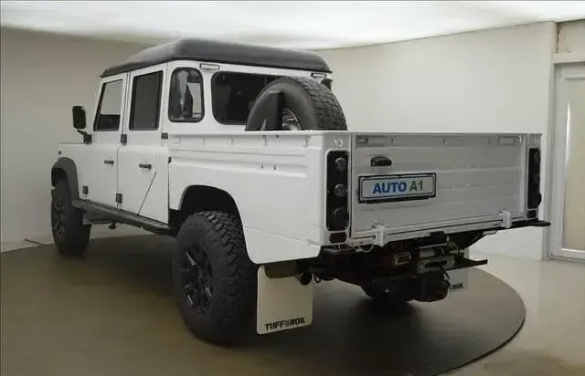 Gebraucht Land Rover Defender 122 PS (89 kW) 2005 Weiß Kombi