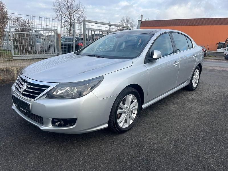 Usata Renault Latitude 150 CV (110 kW) 2011 Grigio Berlina