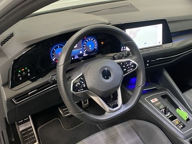 Gebraucht VW Golf VIII GTD 200 PS (147 kW) 2022 Pure white Limousine