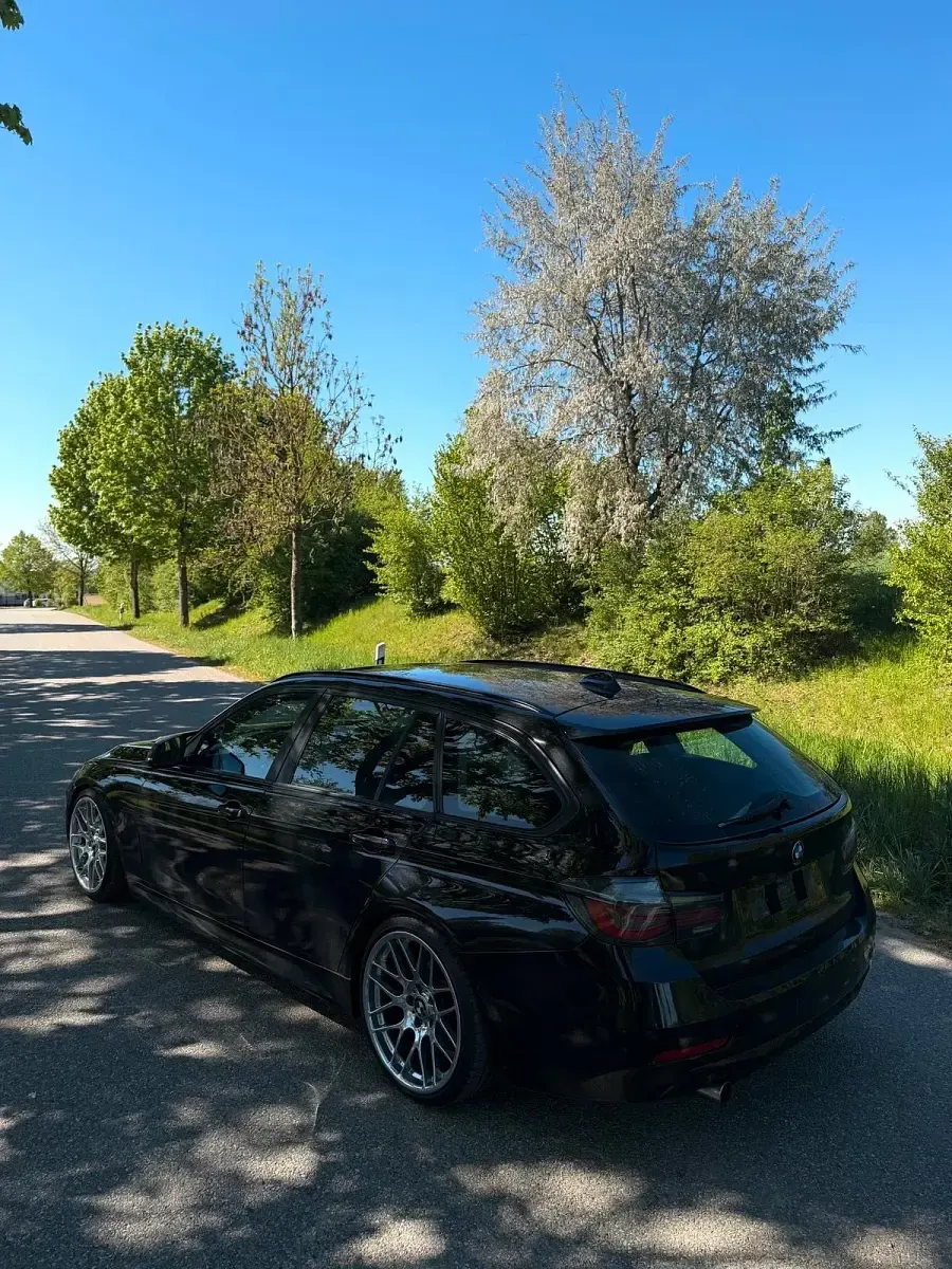 Gebraucht BMW 320 M Performance 184 PS (135 kW) 2013 Schwarz Kombi