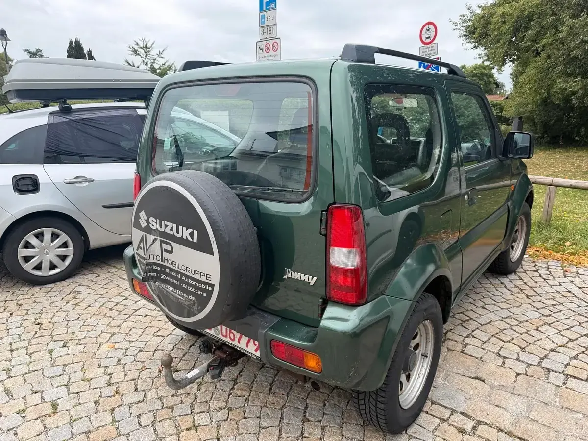 Gebraucht Suzuki Jimny 85 PS (62 kW) 2011 SUV