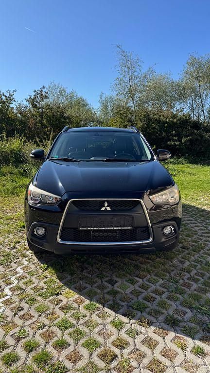 Schwarz Gebraucht 2011 Mitsubishi ASX SUV | 5.400 € (Fairer Preis) - Bild 1/4