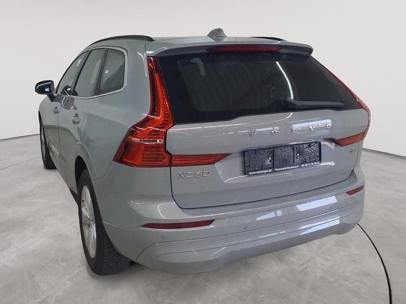 Gebraucht Volvo XC60 Core 197 PS (144 kW) 2023 Vapour grey SUV