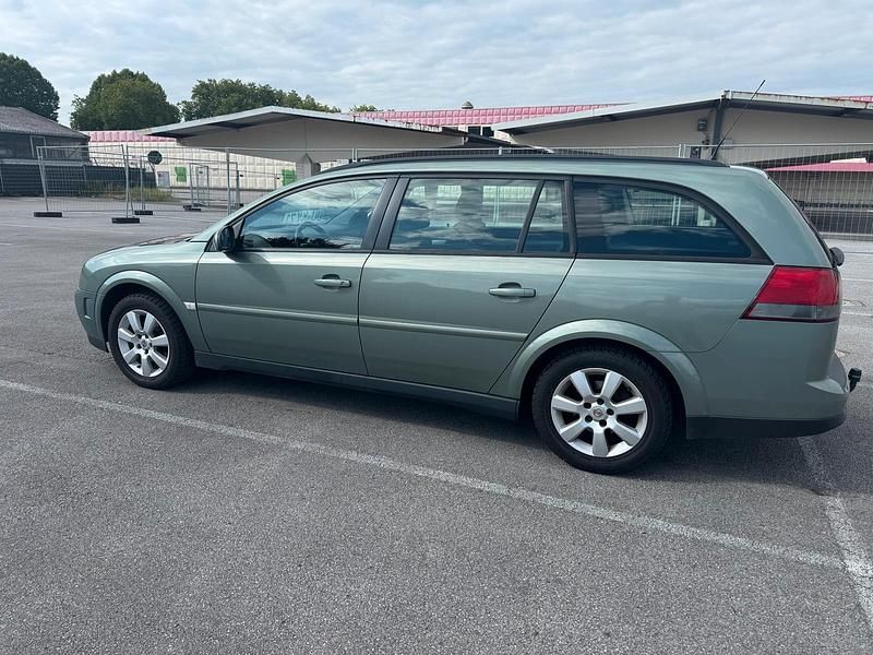 Gebraucht Opel Vectra 155 PS (114 kW) 2005 Grün Kombi
