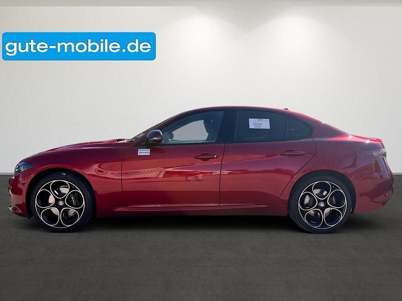 Neu Alfa Romeo Giulia 280 PS (205 kW) 2026 Rot Limousine