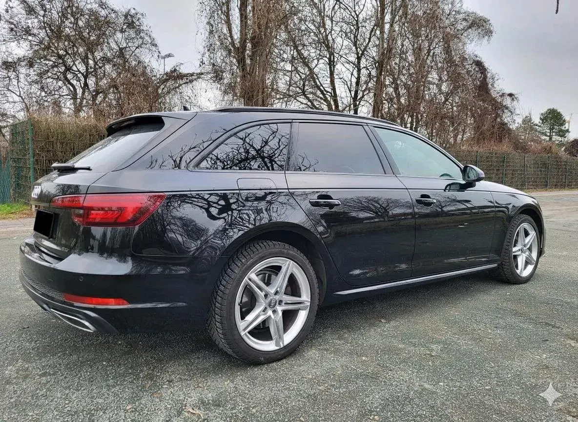Gebraucht Audi A4 S-Line 150 PS (110 kW) 2018 Schwarz Kombi