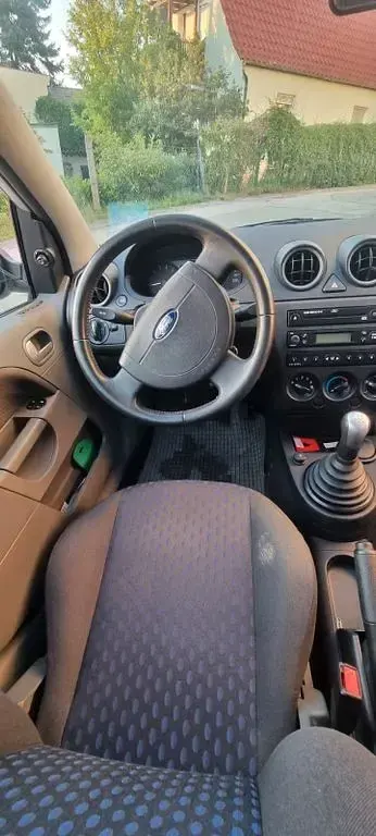 Gebraucht Ford Fiesta 75 PS (55 kW) 2003 Kleinwagen
