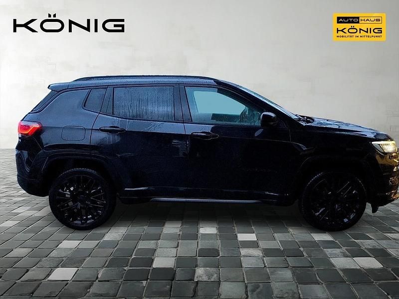 Gebraucht Jeep Compass 131 PS (96 kW) 2023 Schwarz SUV