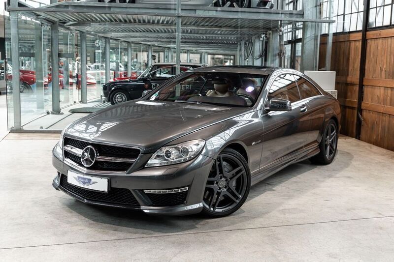 Grau metallic Gebraucht 2010 Mercedes CL63 AMG AMG Coupé | 34.890 € (Fairer Preis) - Bild 1/4