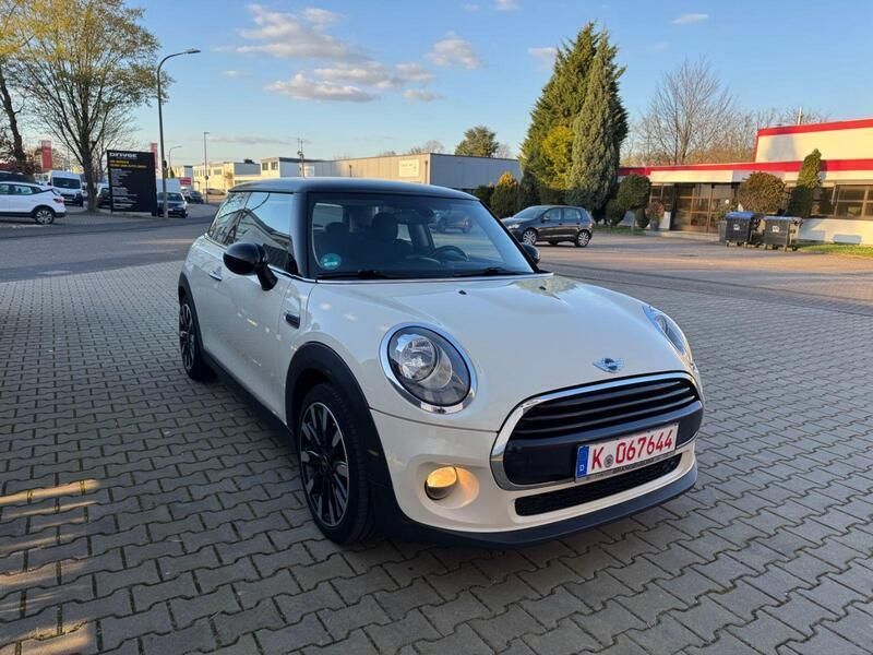 Weiß Gebraucht 2015 Mini Cooper D Kleinwagen | 9.890 € (Etwas zu teuer) - Bild 1/3